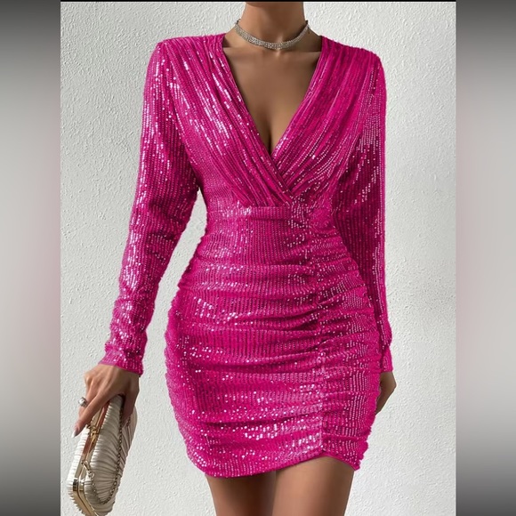 Luxe survive neck ruched party formal sequins bodycon dress - Picture 6 of 6